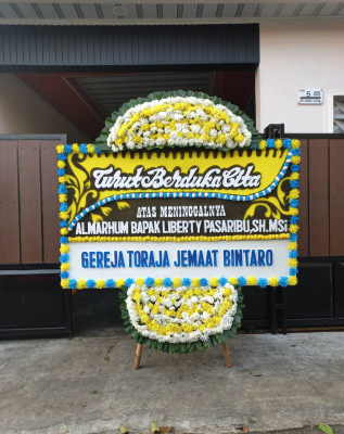 Papan Bunga Duka di Sriwedari